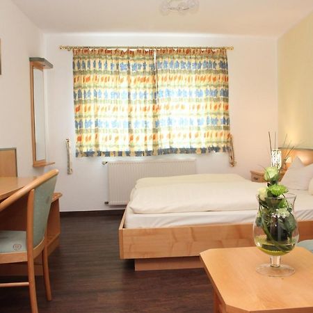Hotel Ebert Neuhof Kültér fotó